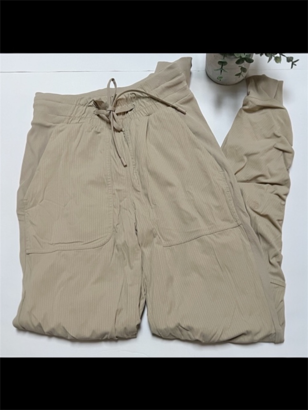 Lululemon Beyond The Studio 7/8 Lined Jogger Trench Size 0